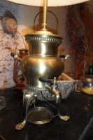 LAMPARA HECHA CON UN SAMOVAR